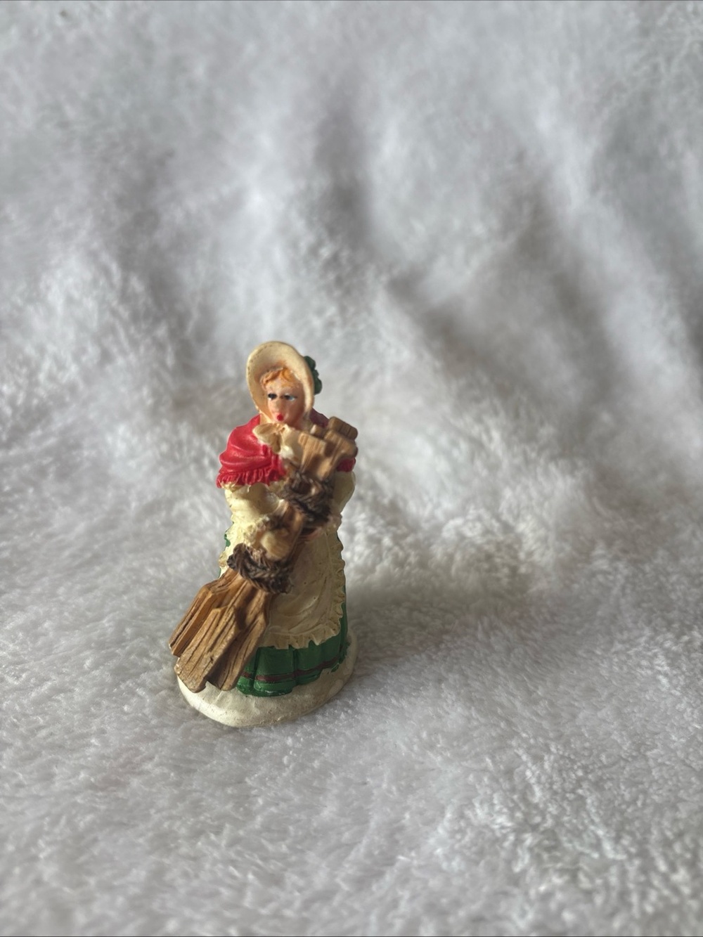 Holiday Caroler Figurine in Cream, Red and Green